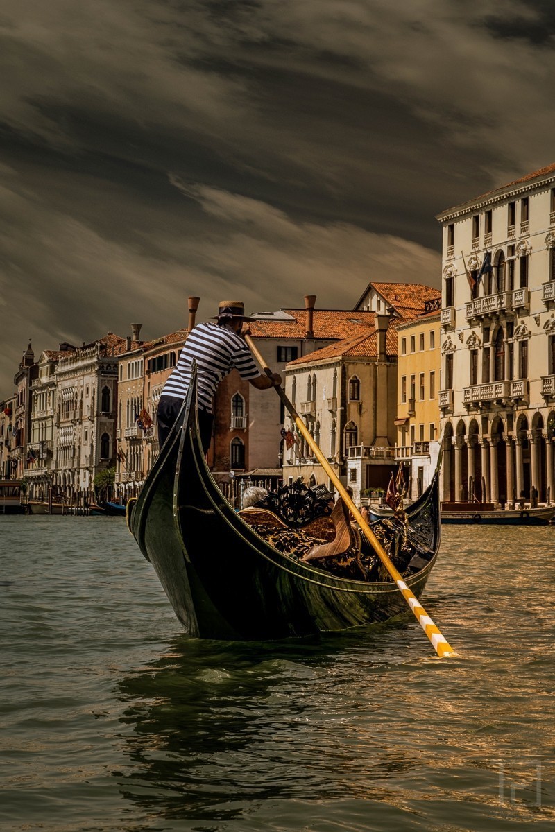 Travessia no Grand Canal - Venice (01575)