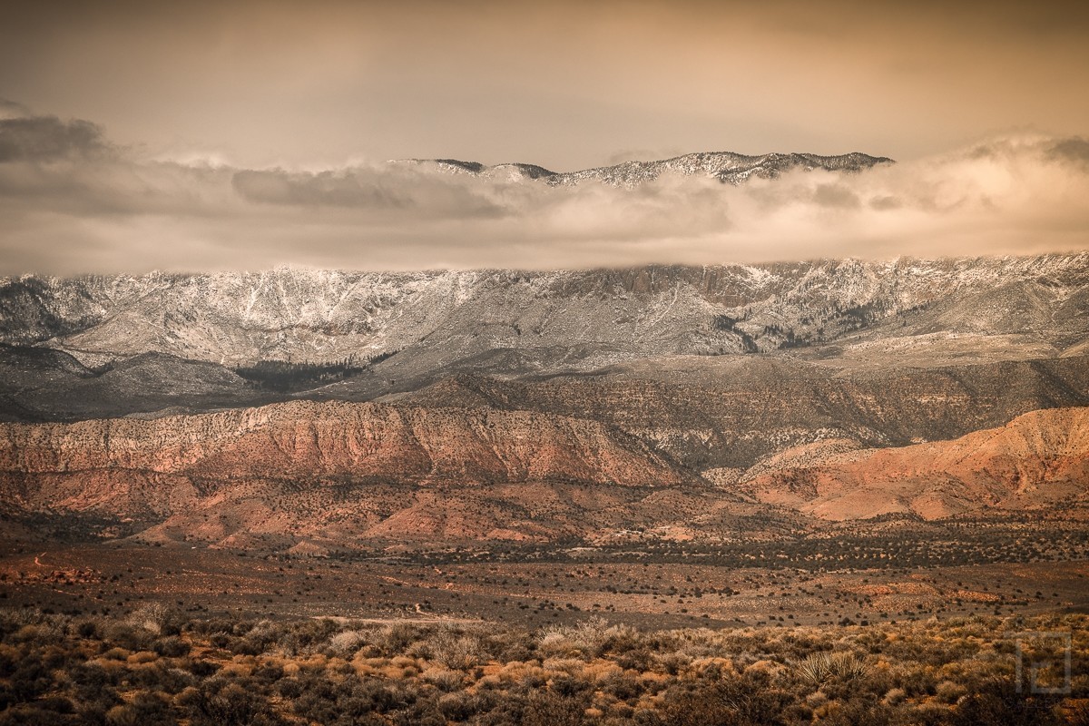 Deserto com nuvens - 01154